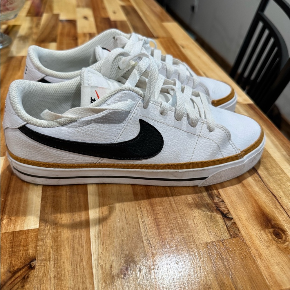 Nike White Sneakers with Black and Gold Details - Picture 5 of 6
